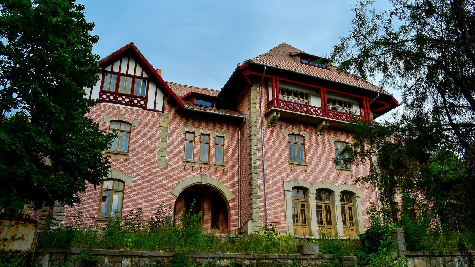 Dărmănești — fotografie panorama / centru oraș (Bacău, Moldova)