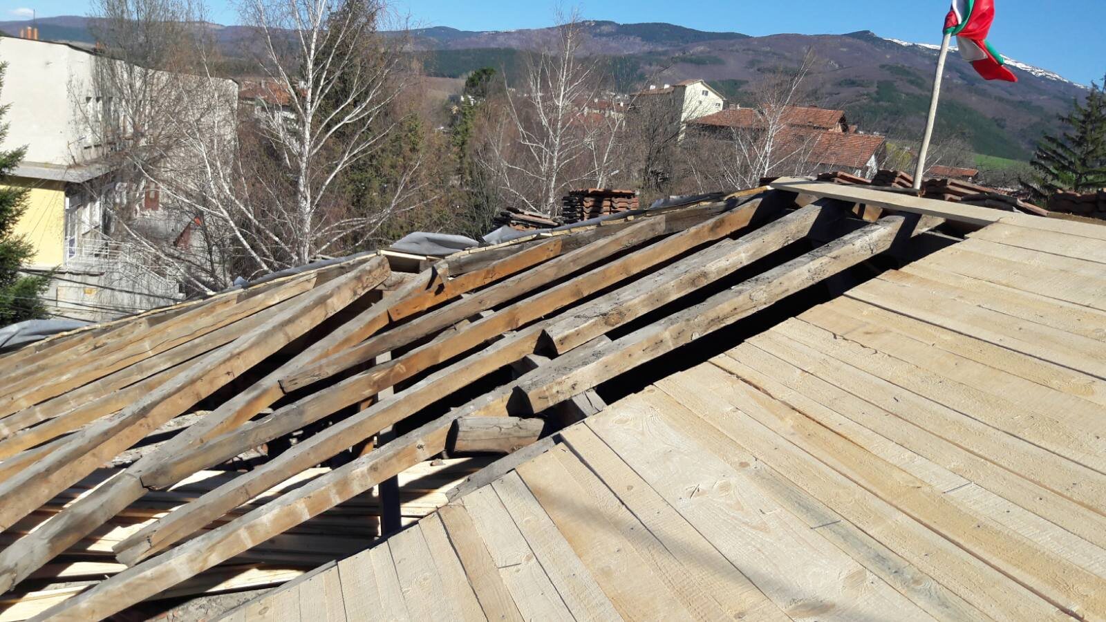Înlocuire completă acoperiș — casă în Bechet