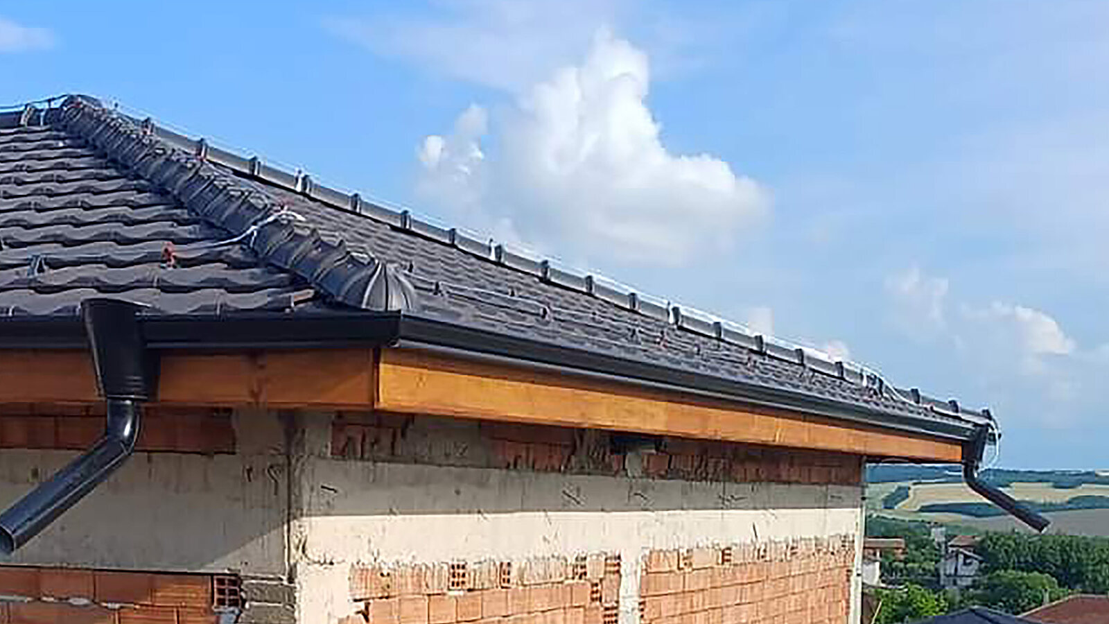 Sistem pluvial Lindab Rainline complet — jgheaburi și burlane în Amara